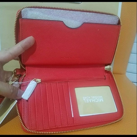 Michael Kors wallet iPhone large Red New - Picture 6 of 8